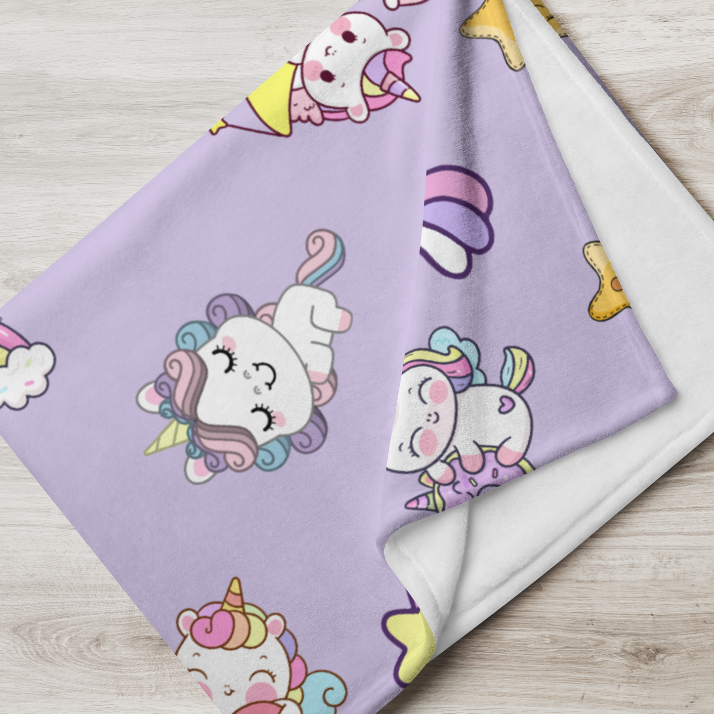 Throw Blanket | Unicorn Rainbow Light Purple Background